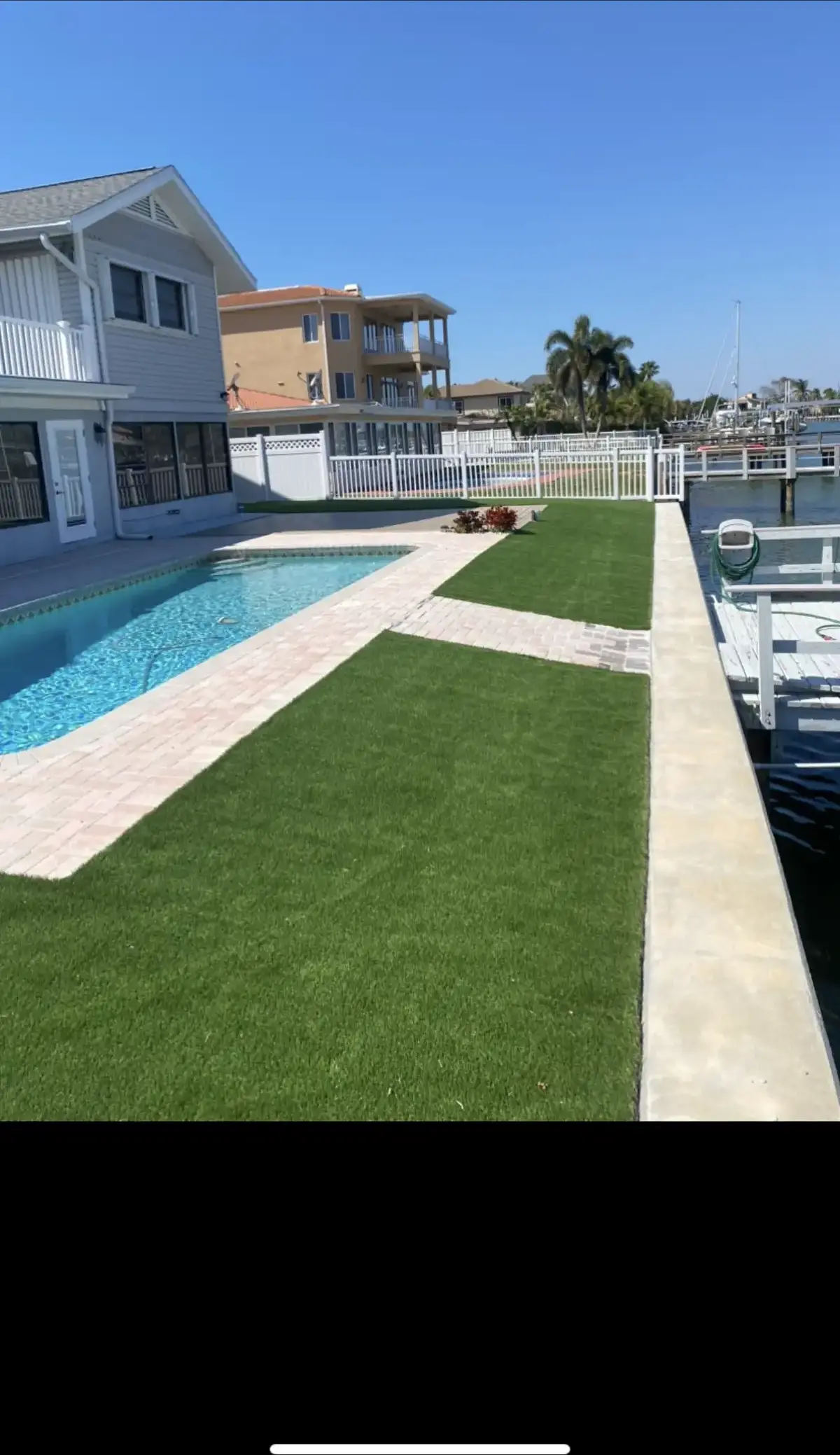 Completed hardscape seating area for Cedar Ridge Outdoor Living
