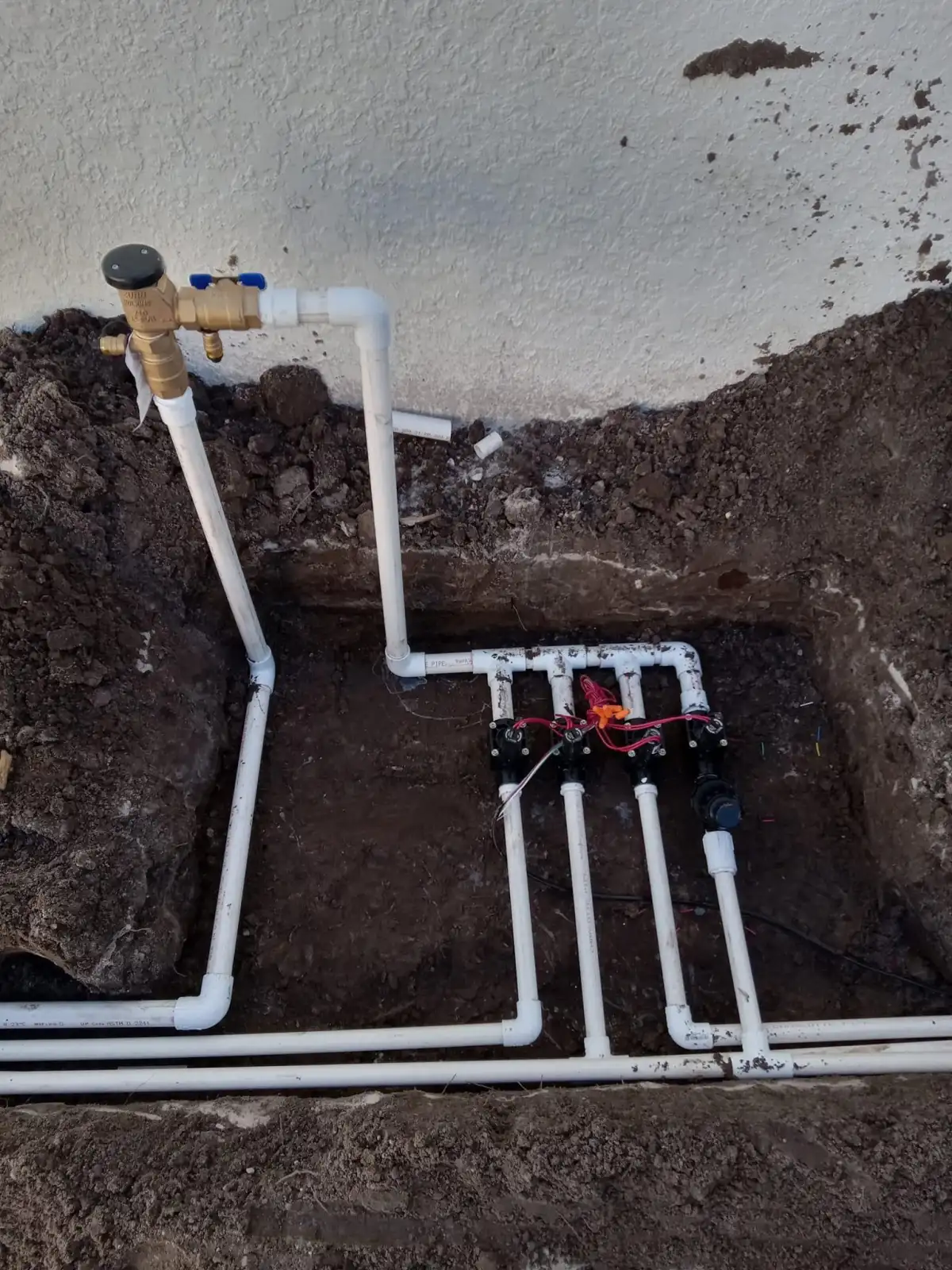 Hardscape drainage preparation for Cedar Ridge Outdoor Living